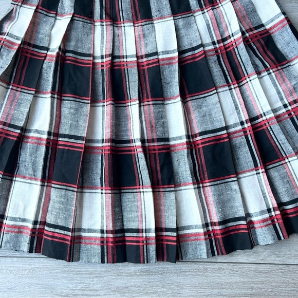 Plaid Midi Skirt in Red and Black - Picture 14 of 15